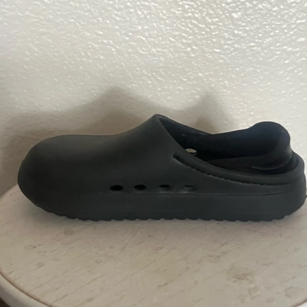Cat & Jack Boy Girls Black‎ Rowan Pullon Watershoes sz 10
